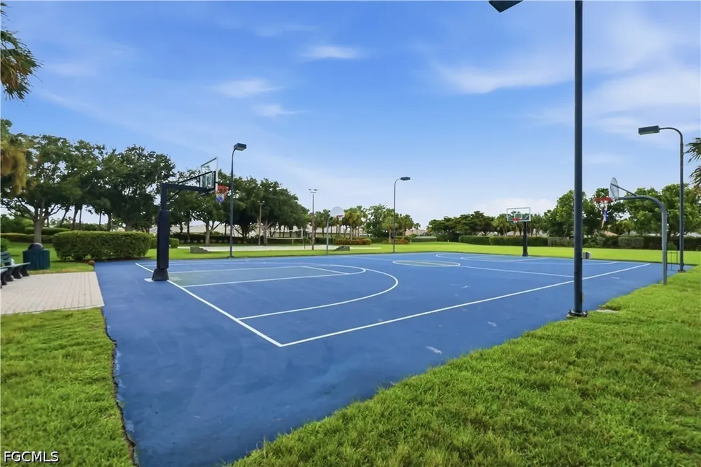 2447 Woodbourne Place Cape Coral FL 33991