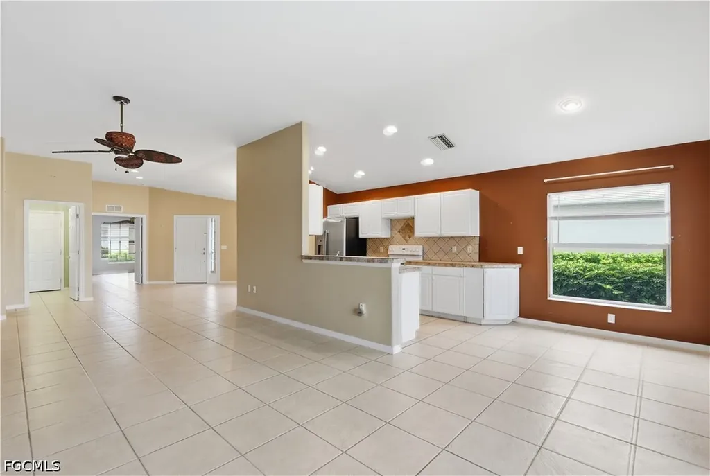 2447 Woodbourne Place Cape Coral FL 33991