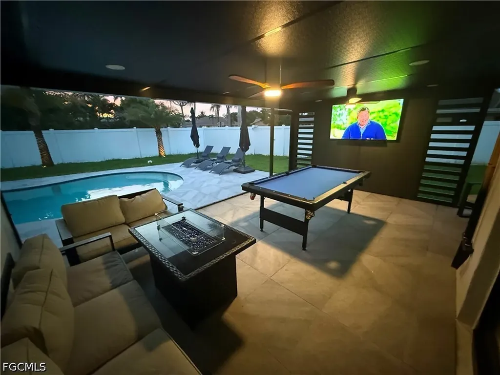 1475 N Larkwood Square Fort Myers FL 33919