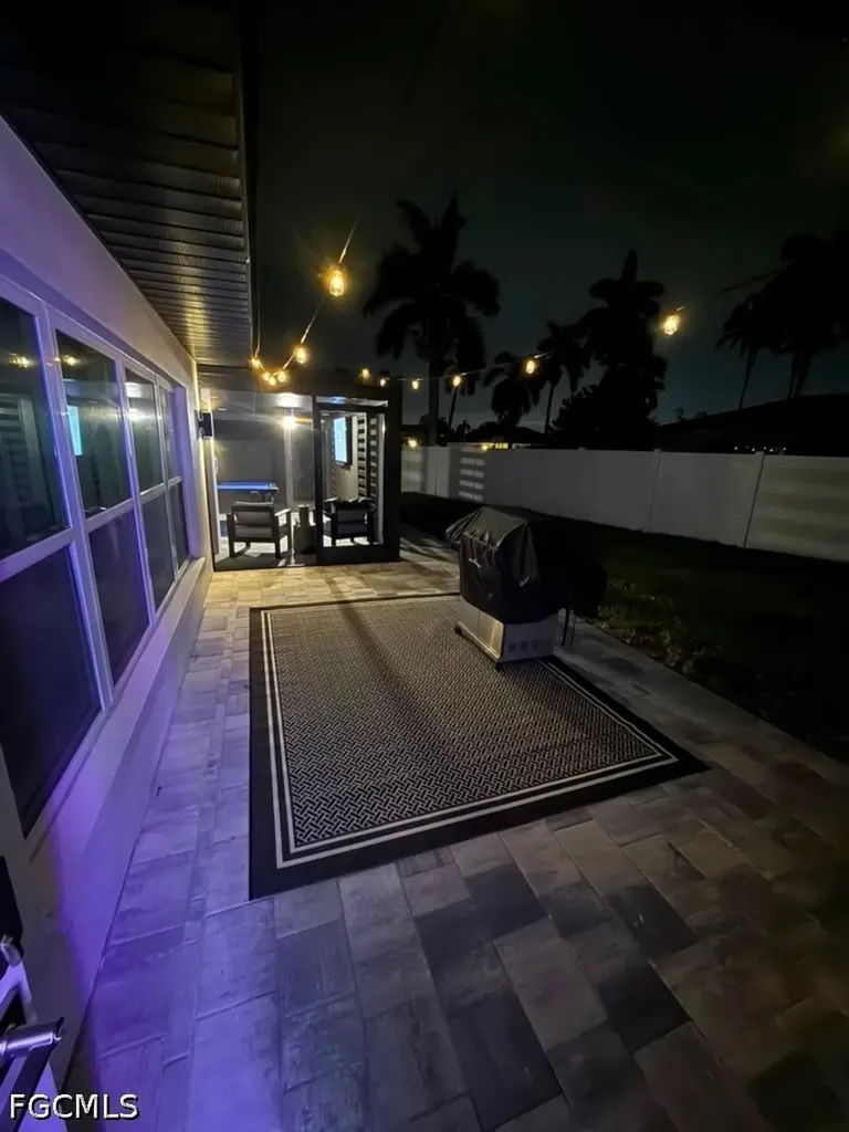 1475 N Larkwood Square Fort Myers FL 33919