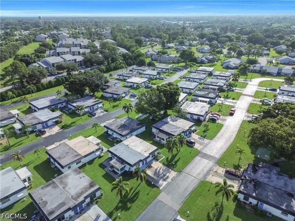 11 Hamlin Court Lehigh Acres FL 33936