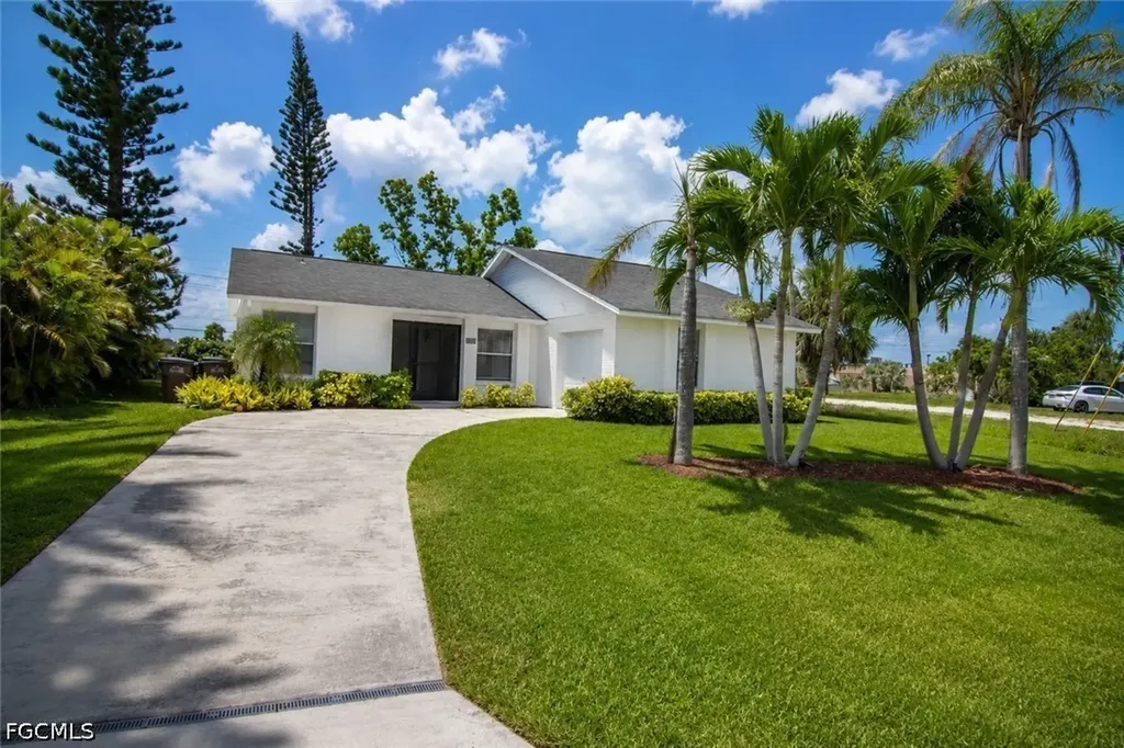 Cape Coral FL, 1913 SE 15th Place