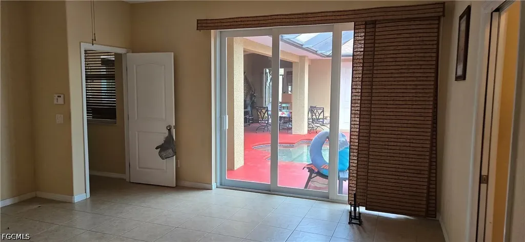 1108 SW 15th Place Cape Coral FL 33991
