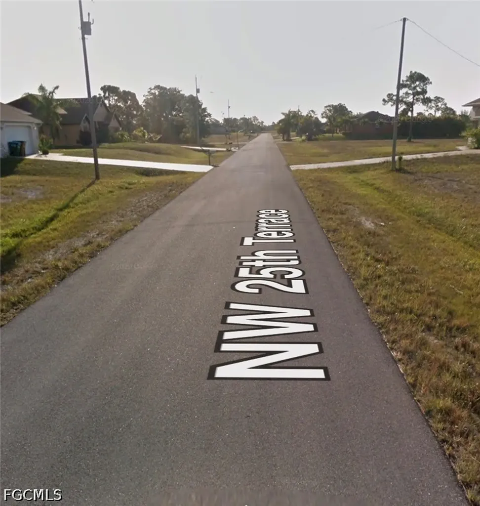 2917 NW 25th Terrace Cape Coral FL 33993