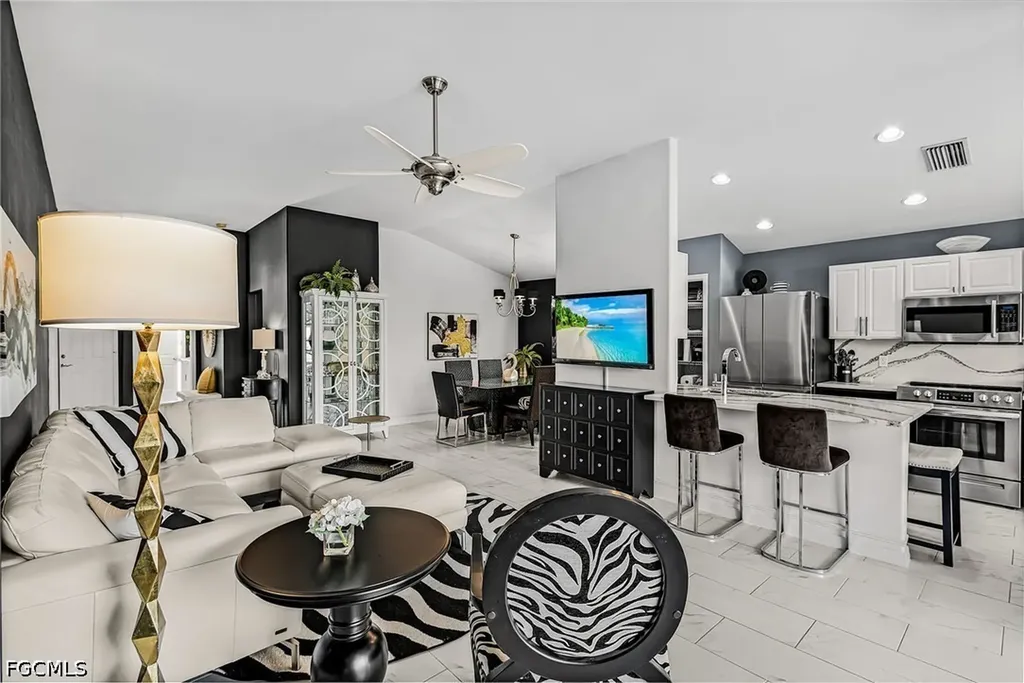2495 Belleville Court Cape Coral FL 33991