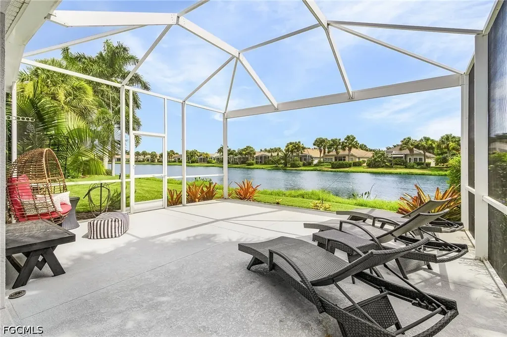2495 Belleville Court Cape Coral FL 33991