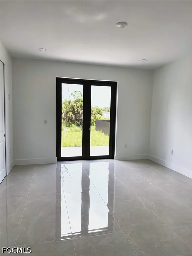 2806 21st Street W Lehigh Acres FL 33971
