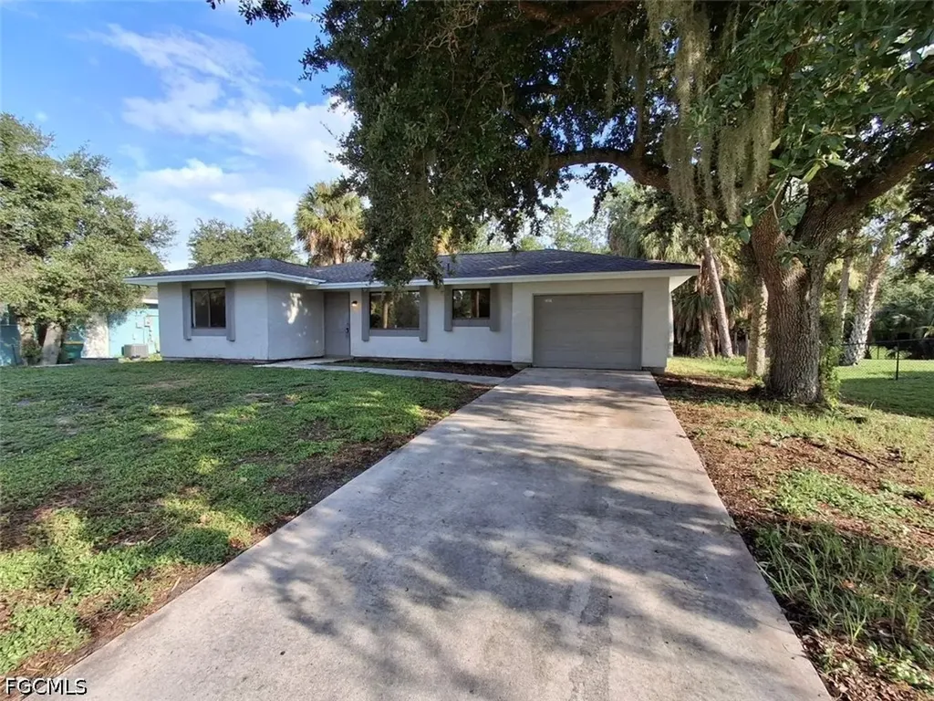 23221 Elmira Boulevard Port Charlotte FL 33980