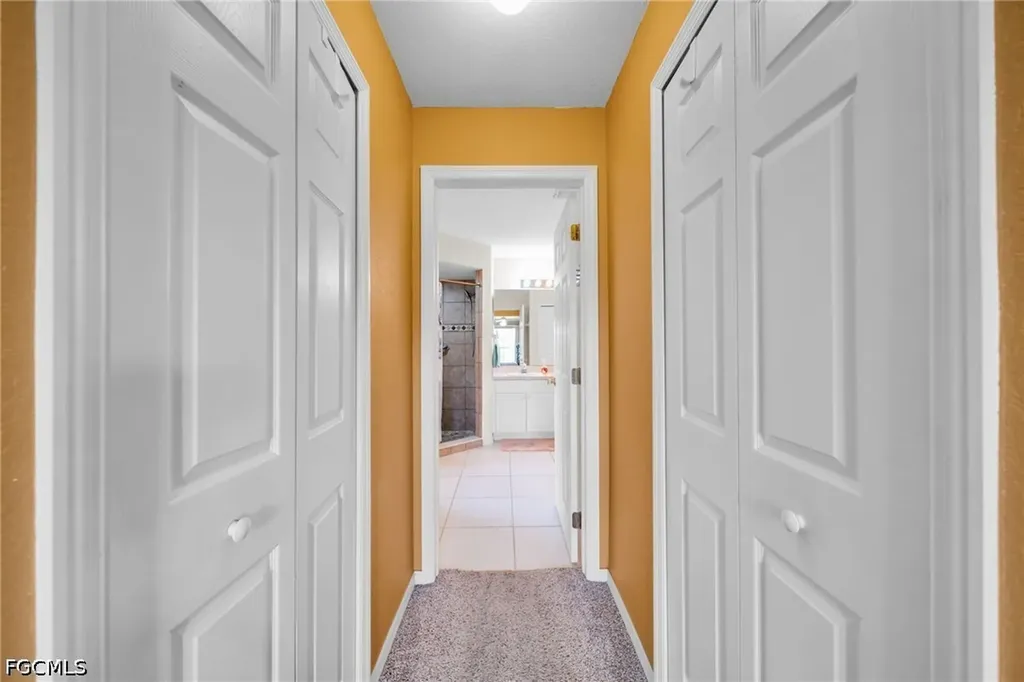 813 SW 11th Place Cape Coral FL 33991