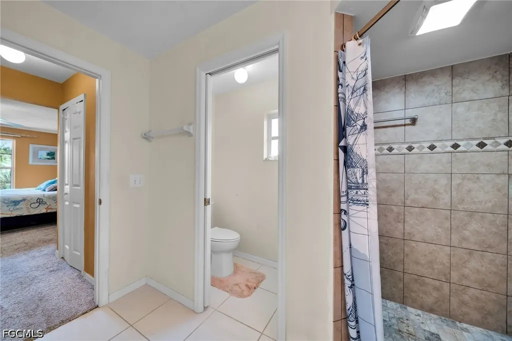 813 SW 11th Place Cape Coral FL 33991