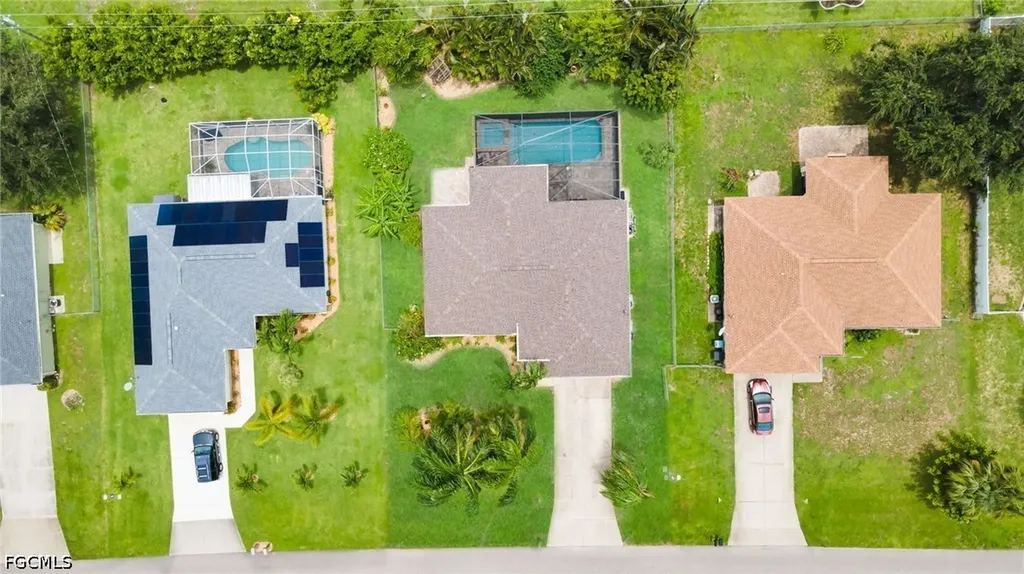 813 SW 11th Place Cape Coral FL 33991