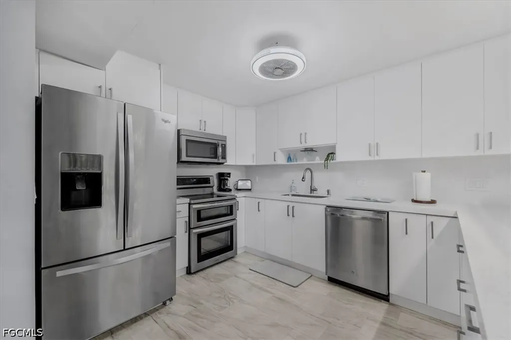 108 SE 47th Street Cape Coral FL 33904