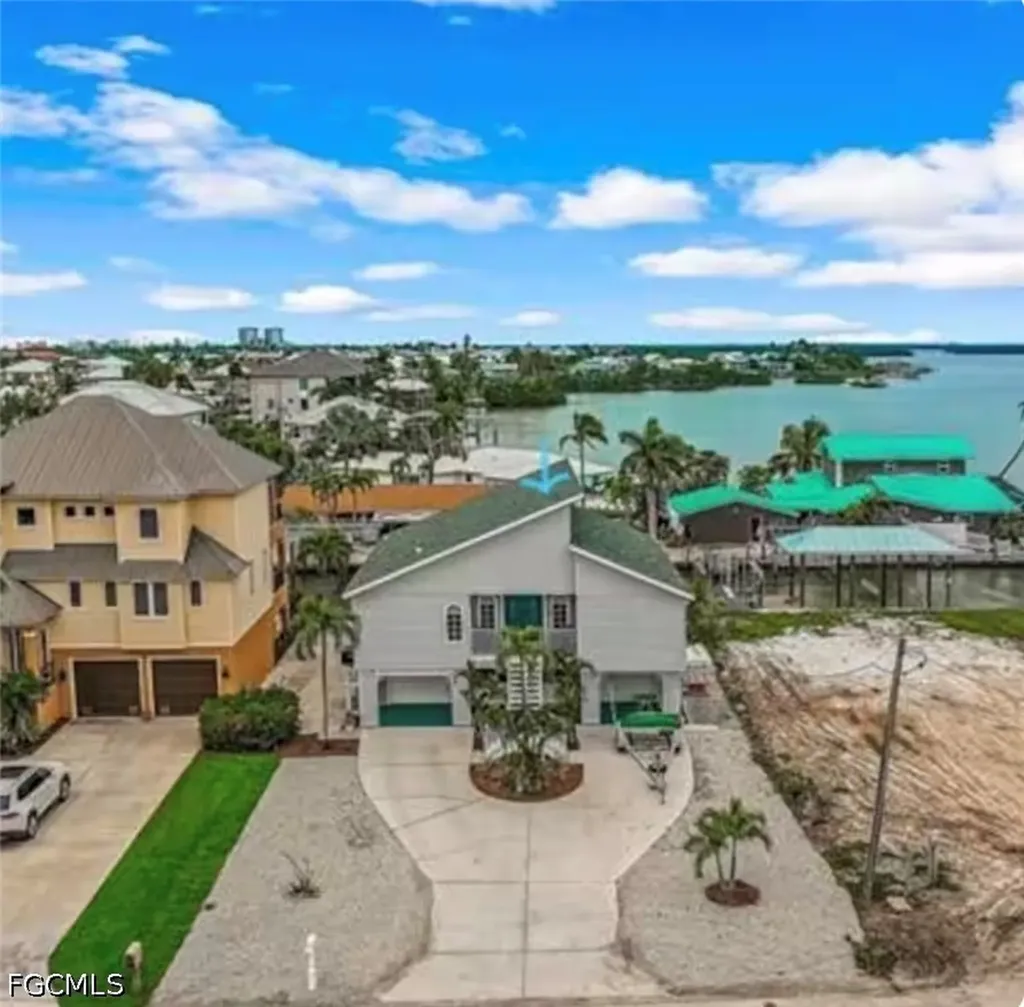 Fort Myers Beach FL, 261 Egret Street