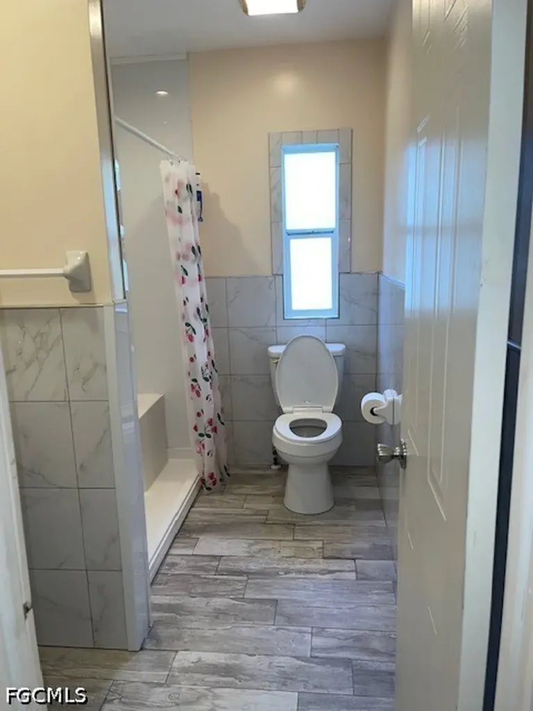5460 Jackson Road Fort Myers FL 33905