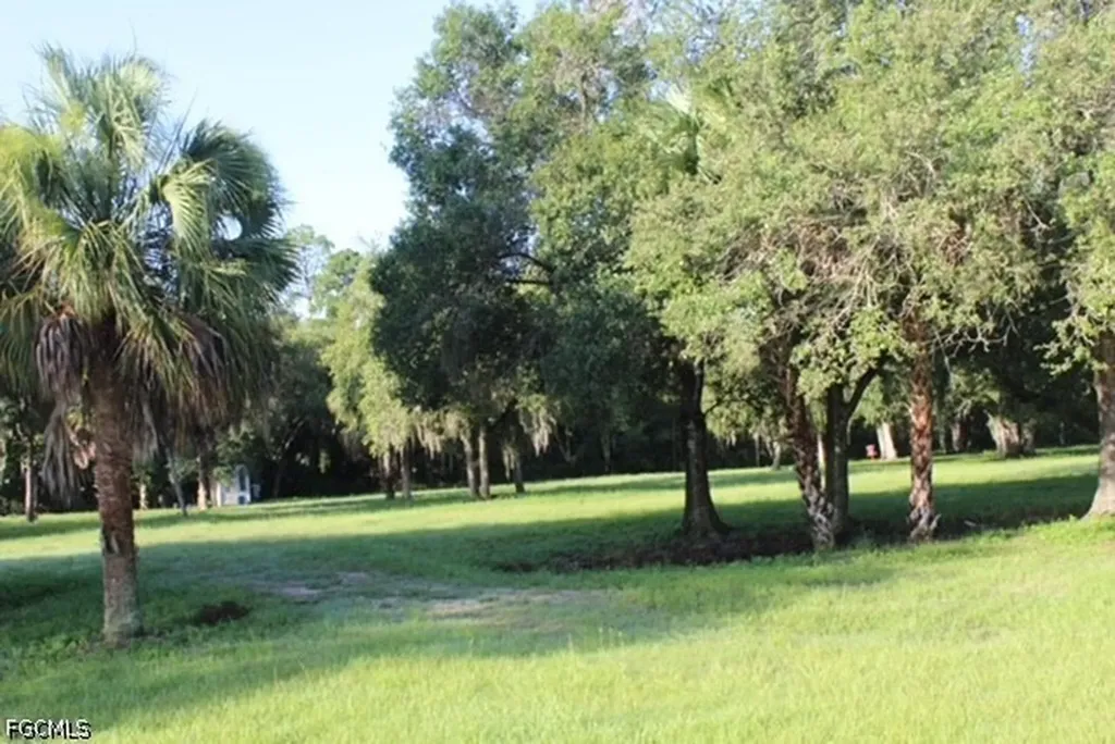 5460 Jackson Road Fort Myers FL 33905