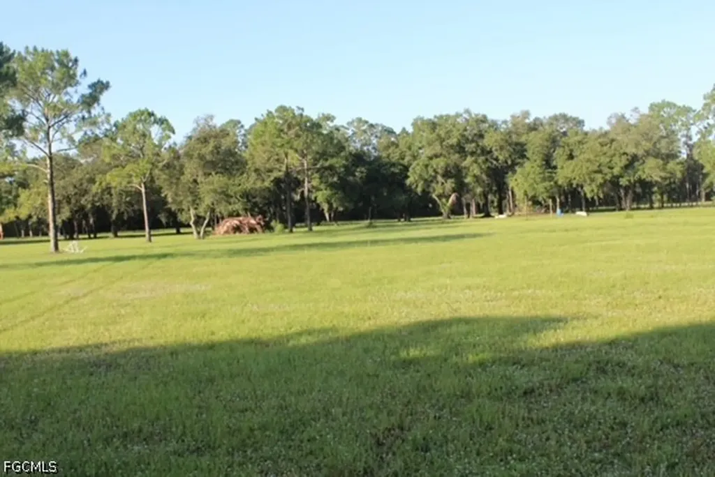 5460 Jackson Road Fort Myers FL 33905