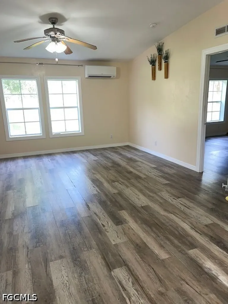 5460 Jackson Road Fort Myers FL 33905