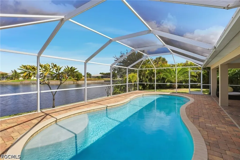 1723 SW 31st Lane Cape Coral FL 33914