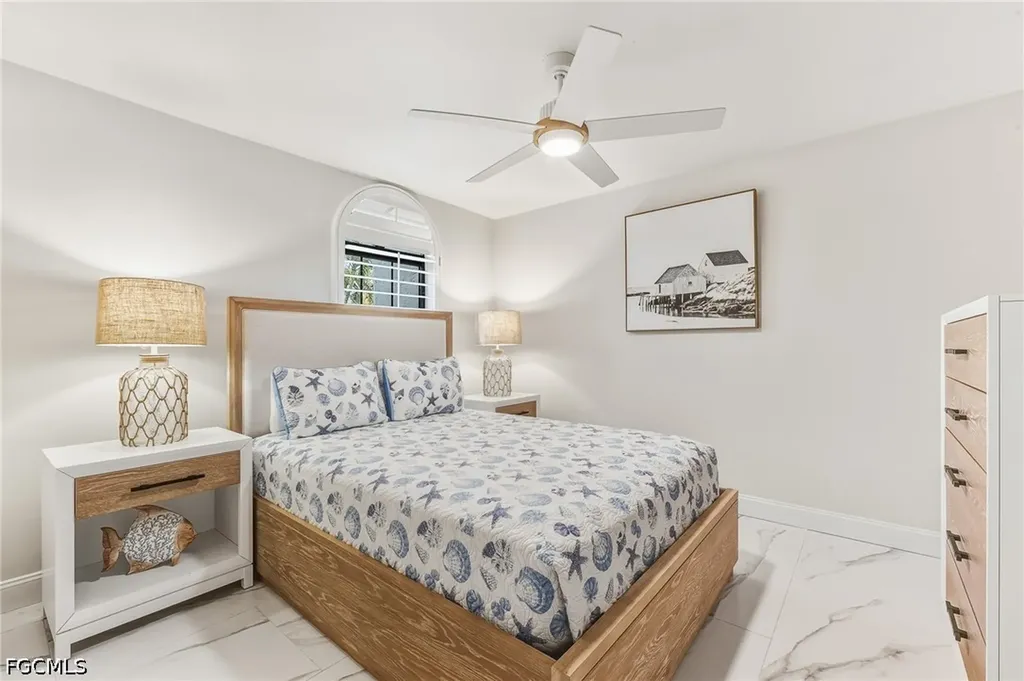 2318 SE 27th Street Cape Coral FL 33904