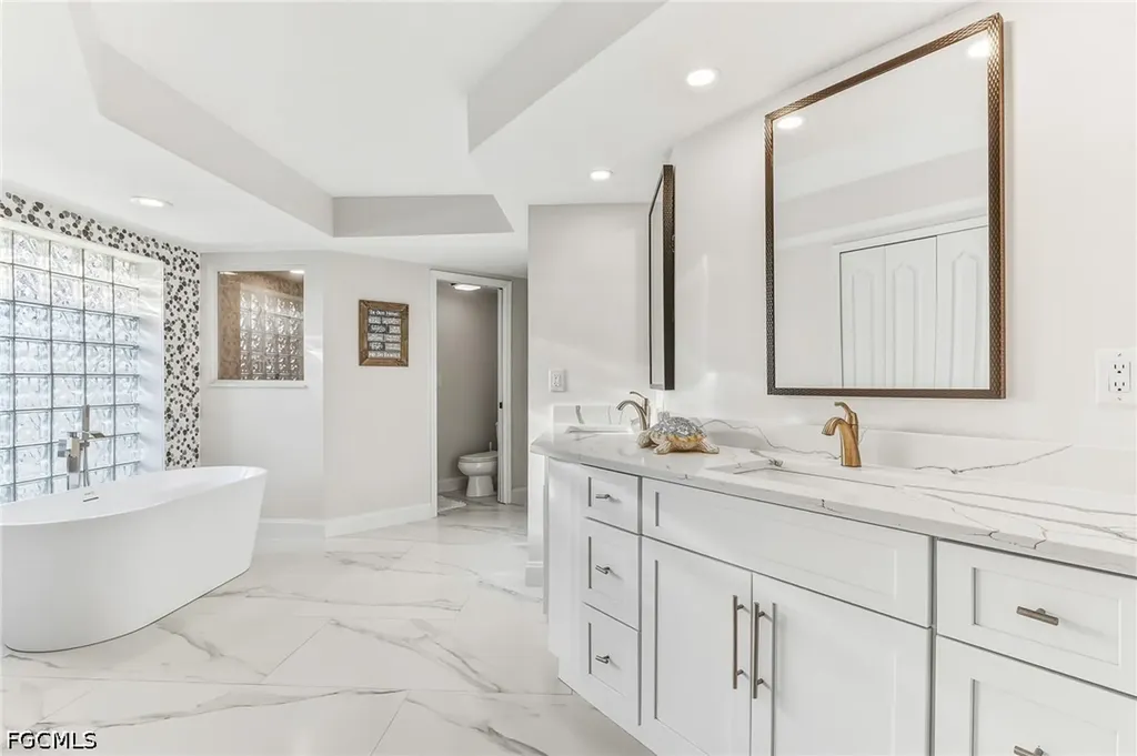 2318 SE 27th Street Cape Coral FL 33904