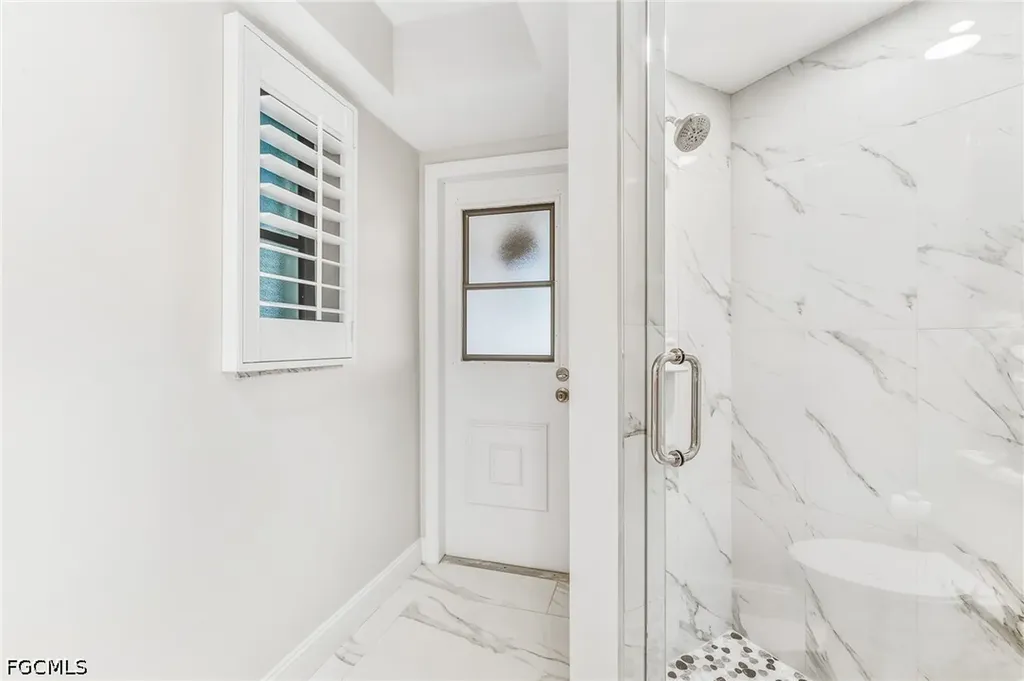 2318 SE 27th Street Cape Coral FL 33904