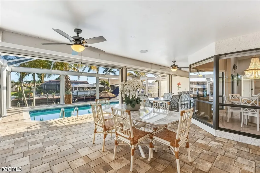 2318 SE 27th Street Cape Coral FL 33904