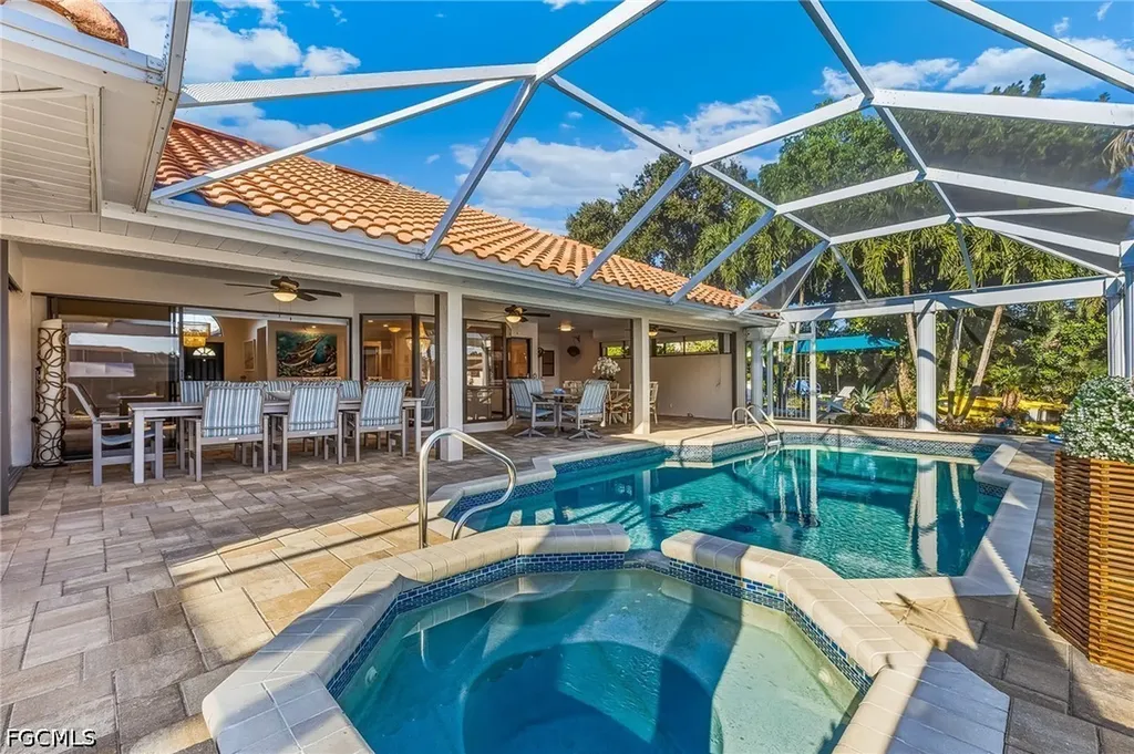 2318 SE 27th Street Cape Coral FL 33904