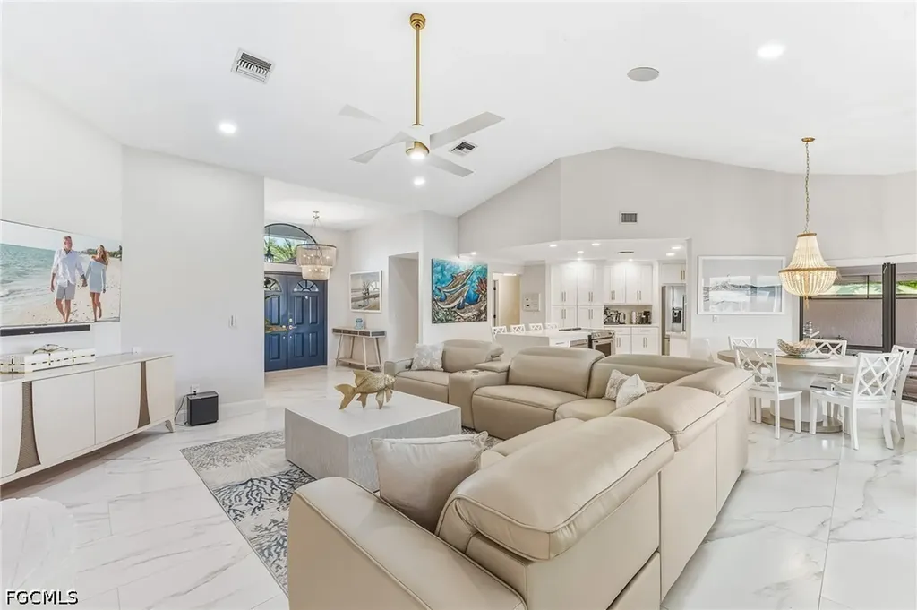 2318 SE 27th Street Cape Coral FL 33904