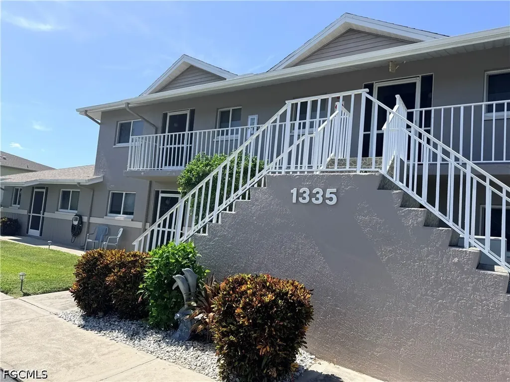 1339 SE 46th Lane Cape Coral FL 33904