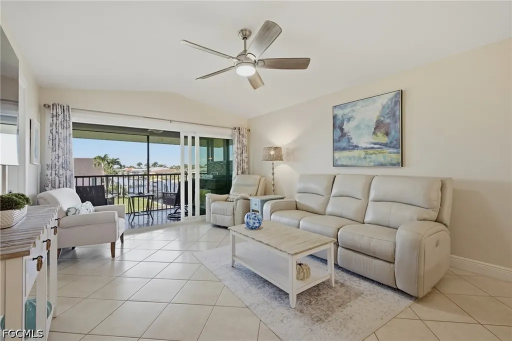 Cape Coral FL, 808 Cape Coral Parkway W, Unit 201