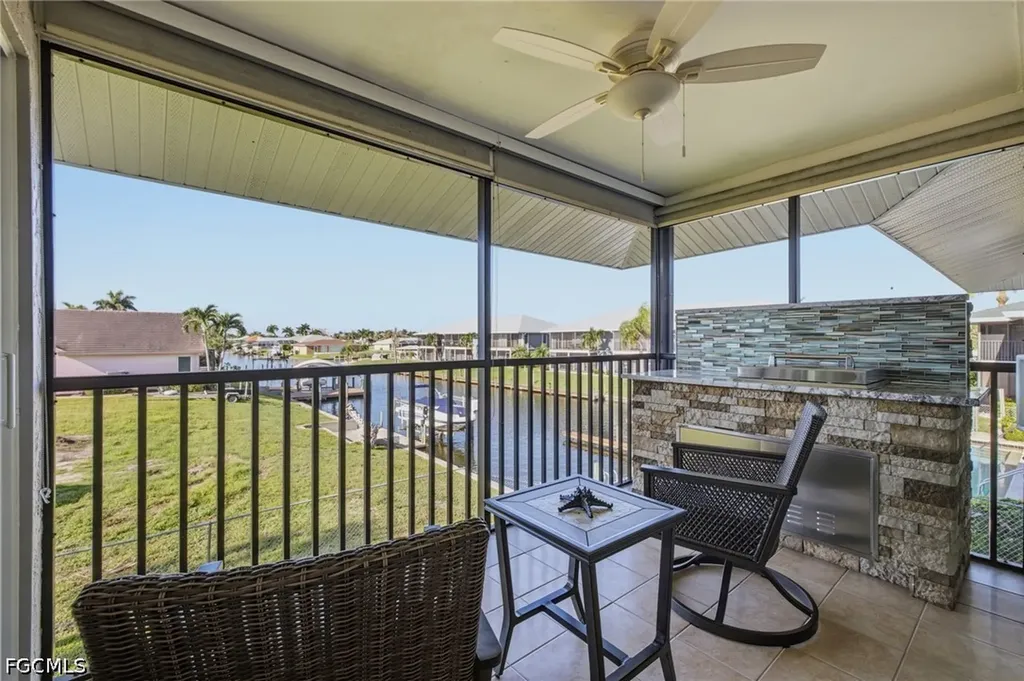 808 Cape Coral Parkway W Cape Coral FL 33914