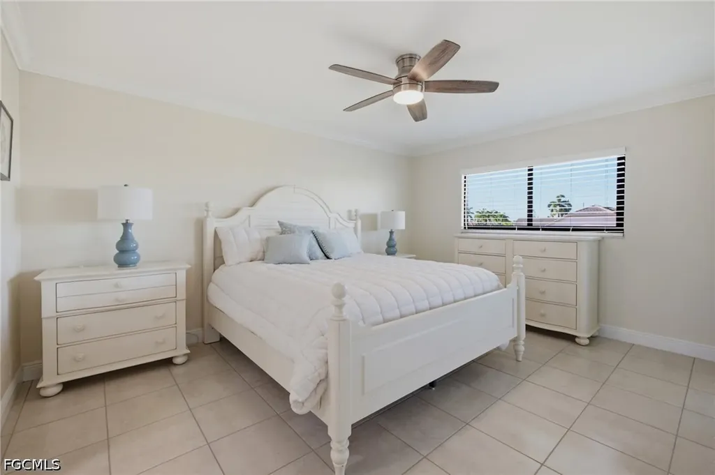 808 Cape Coral Parkway W Cape Coral FL 33914