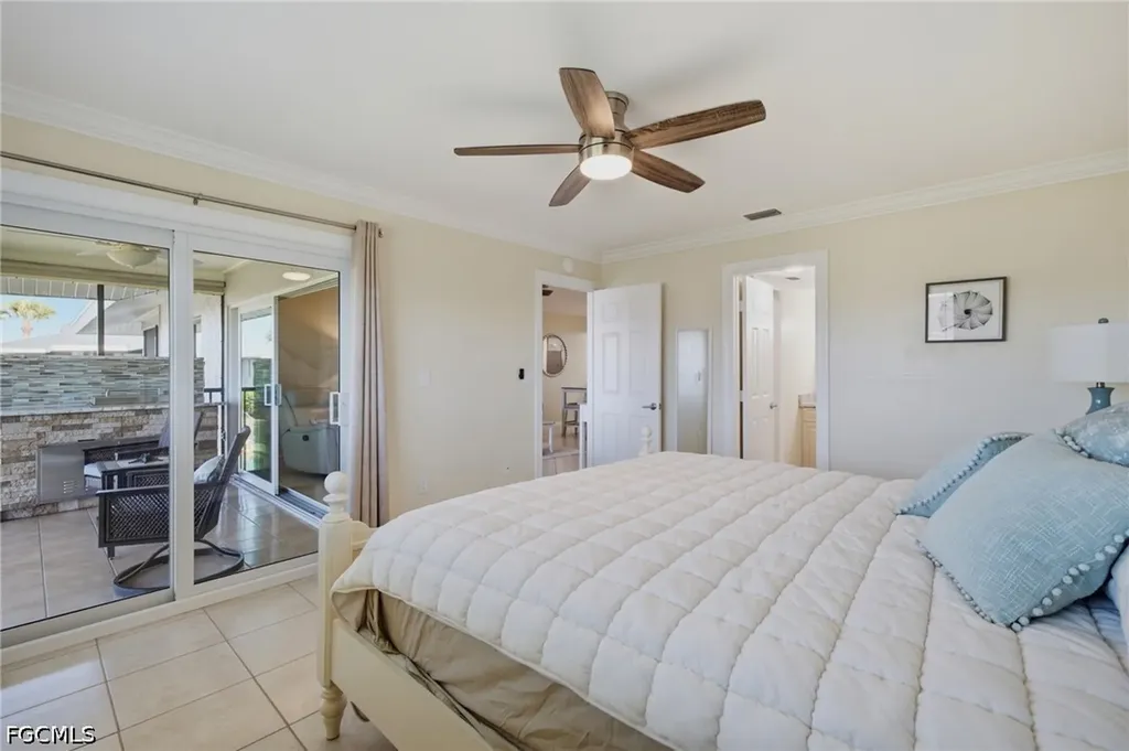 808 Cape Coral Parkway W Cape Coral FL 33914
