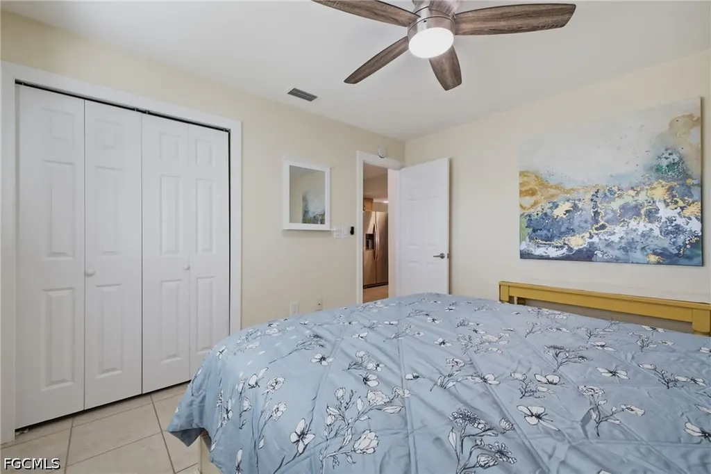 808 Cape Coral Parkway W Cape Coral FL 33914