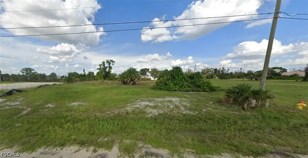 217 SW 10th Avenue Cape Coral FL 33991
