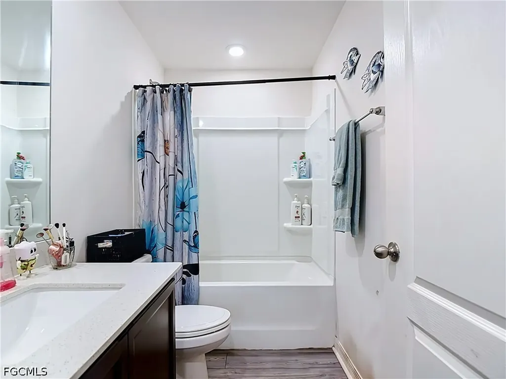 2320 NW 26th Terrace Cape Coral FL 33993