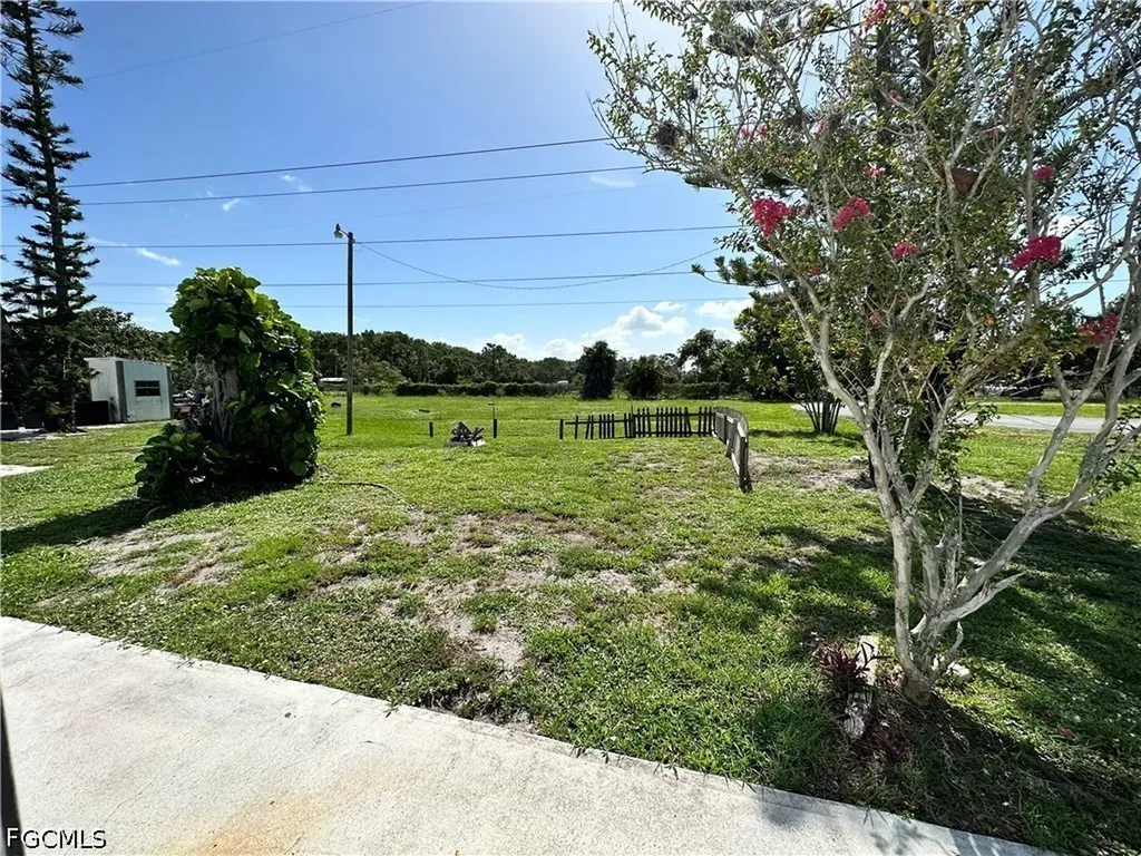 2521 Brownell Court North Fort Myers FL 33917