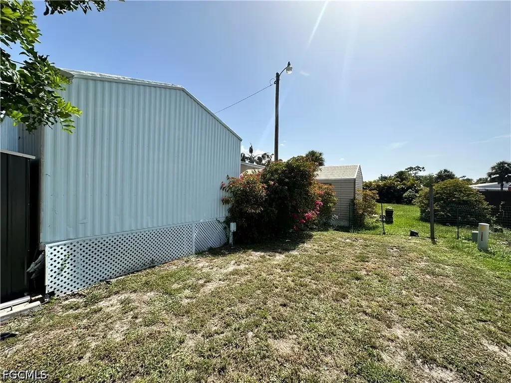 2521 Brownell Court North Fort Myers FL 33917