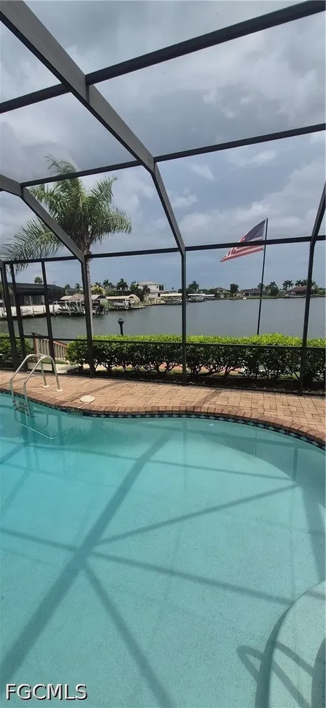 412 Cape Coral Parkway W Cape Coral FL 33914