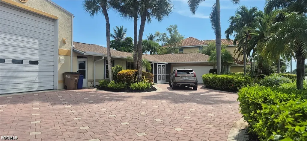 412 Cape Coral Parkway W Cape Coral FL 33914