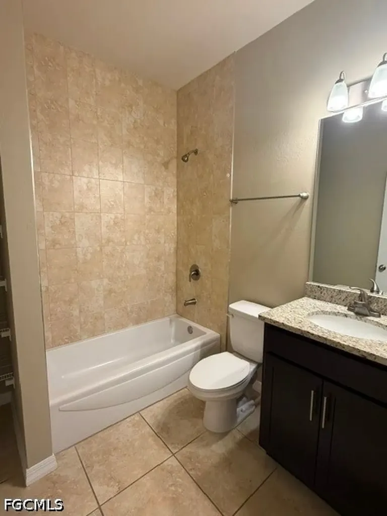1841 NW 20th Avenue Cape Coral FL 33993