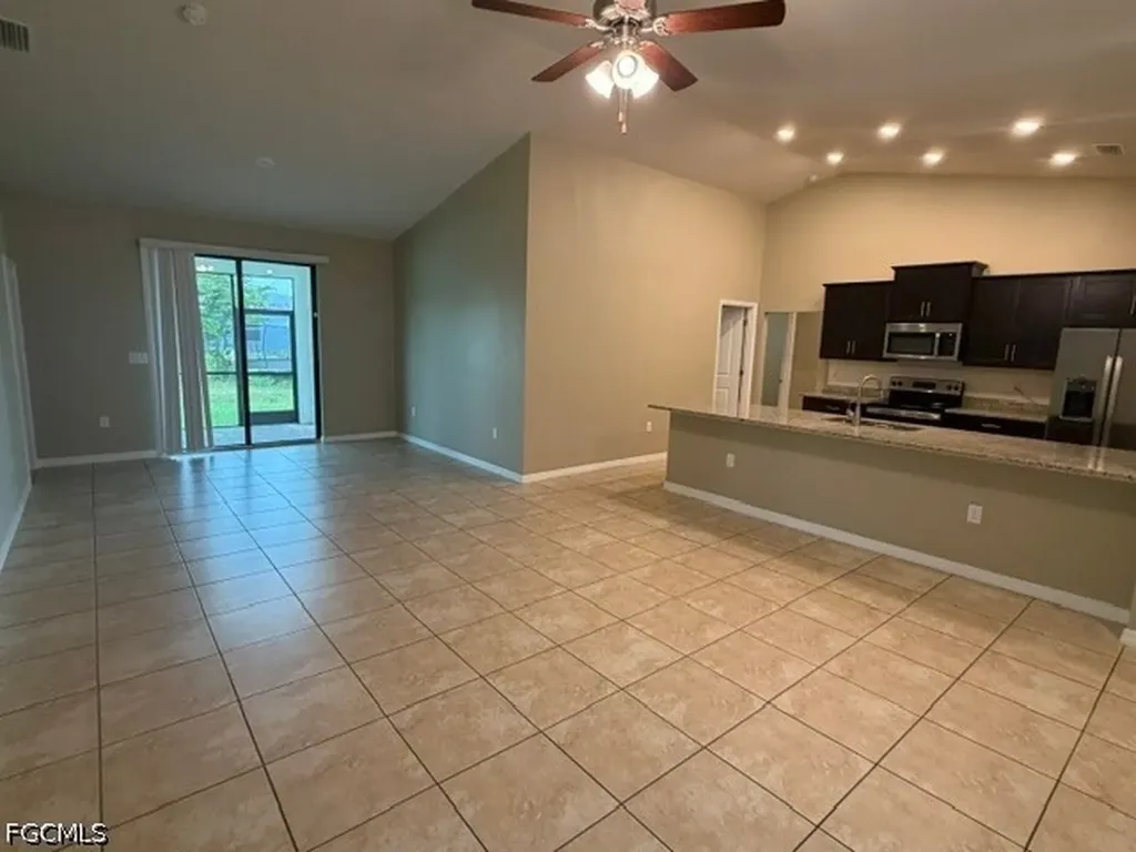 1841 NW 20th Avenue Cape Coral FL 33993