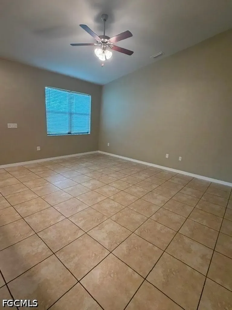 1841 NW 20th Avenue Cape Coral FL 33993