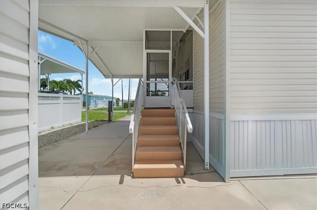 701 Coral Drive Punta Gorda FL 33950