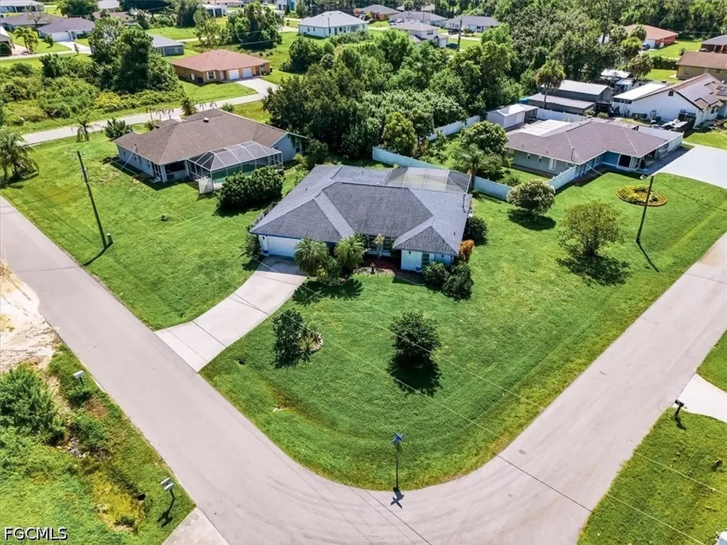 2605 Leda Avenue S Lehigh Acres FL 33973