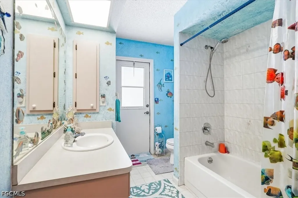 2605 Leda Avenue S Lehigh Acres FL 33973