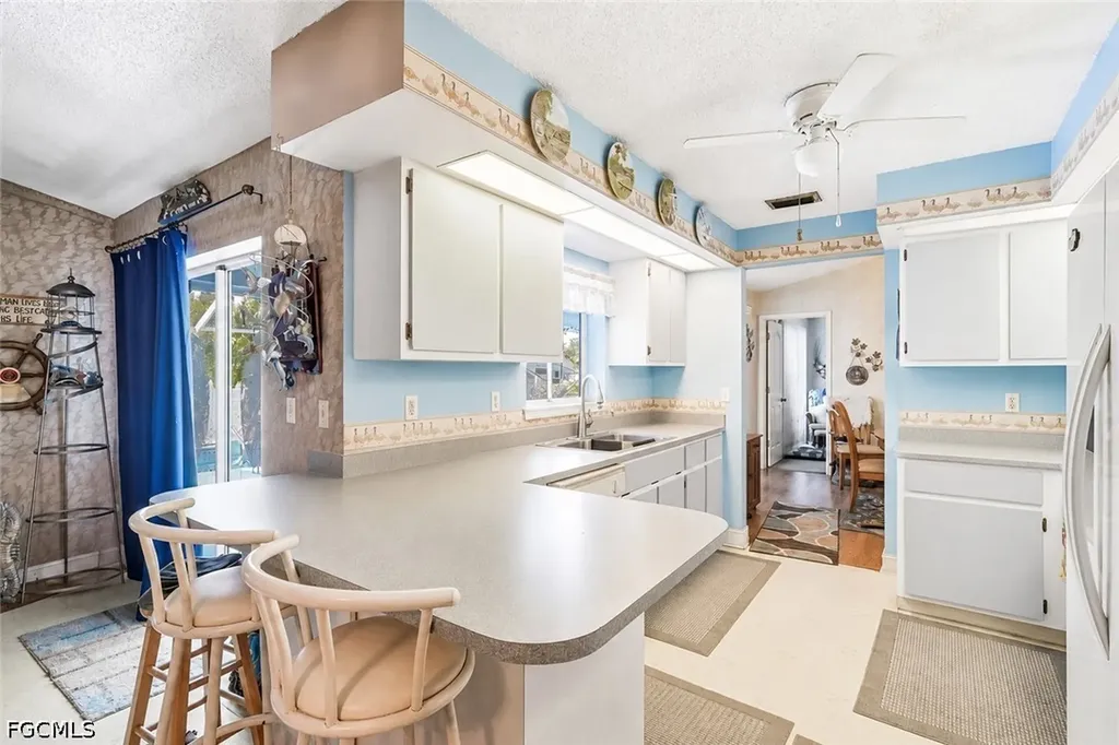2605 Leda Avenue S Lehigh Acres FL 33973