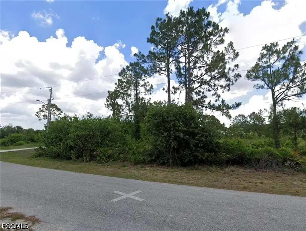 641 Wabasso Avenue S Lehigh Acres FL 33974