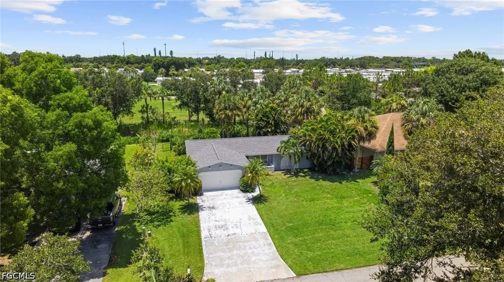 1583 Sunkist Way Fort Myers FL 33905