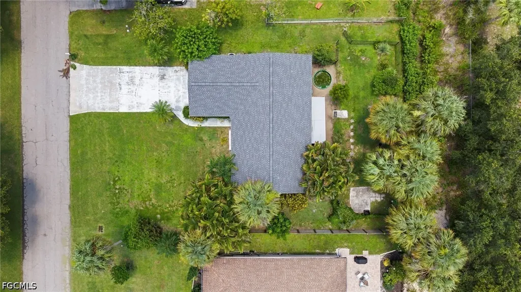 1583 Sunkist Way Fort Myers FL 33905